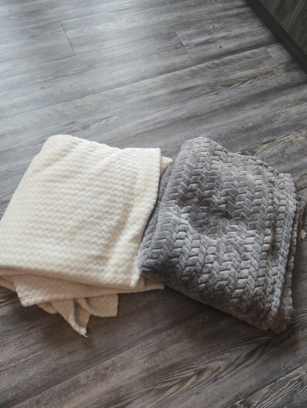 Plush Chevron Throw Blanket - Cream and Gray